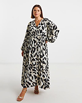 Leopard Printed Waist Detail Midi Dress
