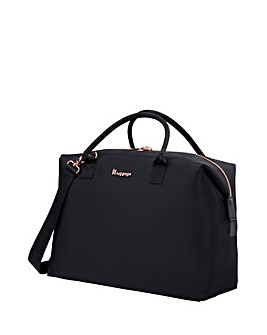 IT Luggage Charmer Black Travel Holdall with Shoulder Strap