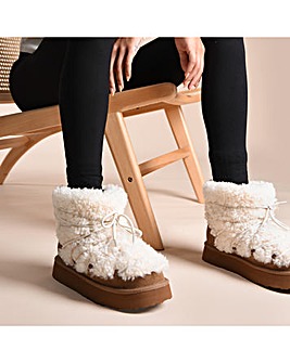 Just Sheepskin Ladies Brook Sheepskin Alpine Snow Boot