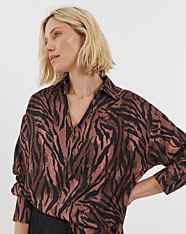Herringbone Collar Detail Popover Blouse