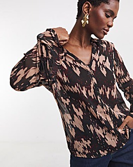 Georgette Frill Cuff Collar Blouse