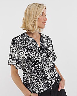 Collar Detail Short Sleeve Popover Blouse