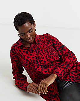 Dipped Back Long Sleeve Shirt