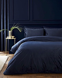 Catherine Lansfield Kingsley Matt Velvet Duvet Set