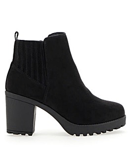 Amberley Chunky Heeled Chelsea Wide Fit