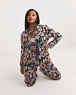 Chelsea Peers Woven Satin Carnival Baubles Print Long Pyjama Set