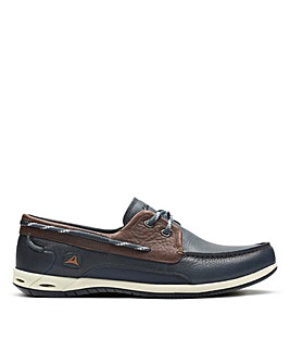 mens wide fit boat shoes