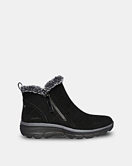 Skechers Relaxed Fit Easy Going Warm Lined Zip Boots D Fit