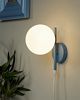 Drayton Plug in Wall Light