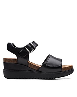 Clarks Unstructured Lizby Strap Standard Fitting Sandals