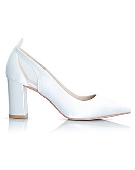 Perfect Block Heel Pointed Court