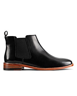 clarks ellis amber boots