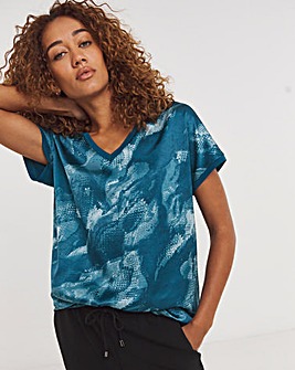 V Neck Printed Satin Front Longline Top