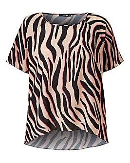 quiz curve clothing