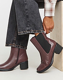 Lady Block Heel Chelsea Boots Wide E Fit