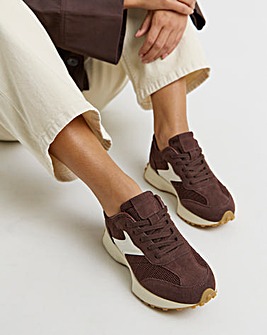 Akira Retro Runner Trainer - Extra Wide Fit (EEE)