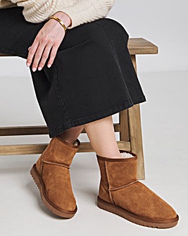 Sia Suede Warm Lined Boots Wide E Fit