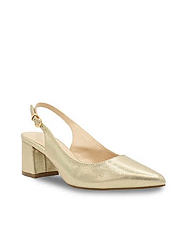 Cream court shoes best sale wide fitting