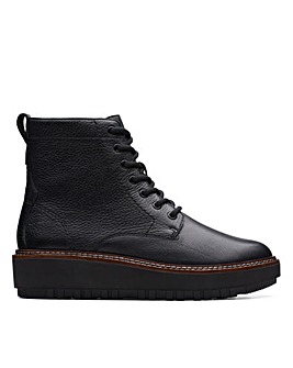 Clarks OriannaW Lace Standard Fitting Boots