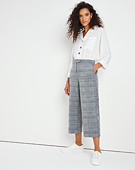 JD Williams Trousers And Shorts 