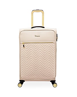IT Luggage Bewitching Medium Suitcase