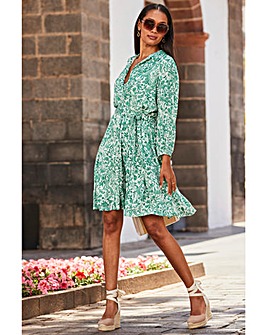 Sosandar White and Green Baroque Print Crinkle Shirt Dress