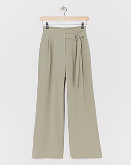 Textured Wide Leg Belted Trouser