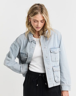 Light Wash Utility Cargo Pocket Denim Jacket