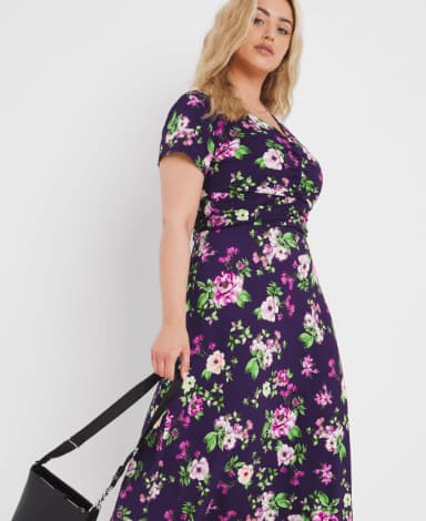 Plus Size Clothing: Online, Catalogue & Credit