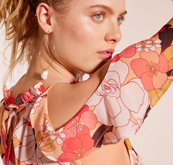 Shoulder-baring styles