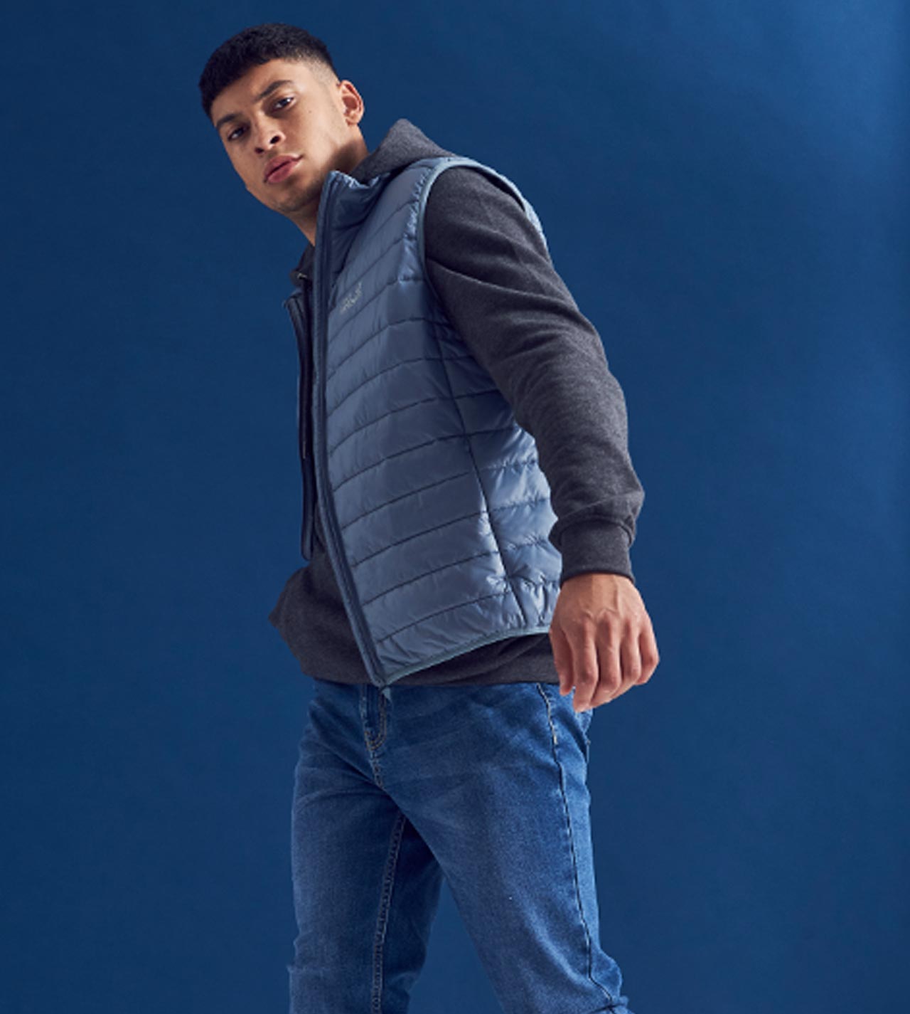 Model in Jack Wolfskin clothes