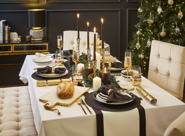 Christmas tableware