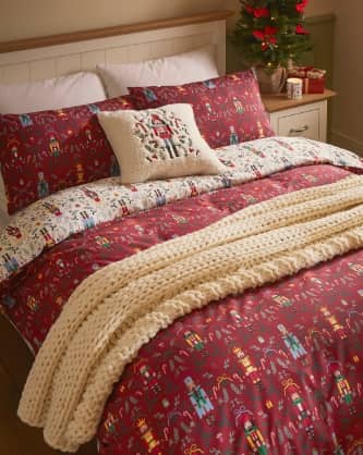 Wrap yourself in Christmas comfort